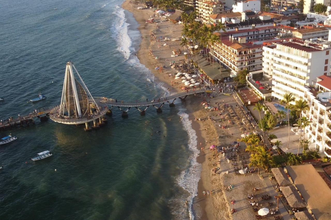 Emperador Vallarta Beachfront Hotel And Suites Puerto Vallarta Dış mekan fotoğraf