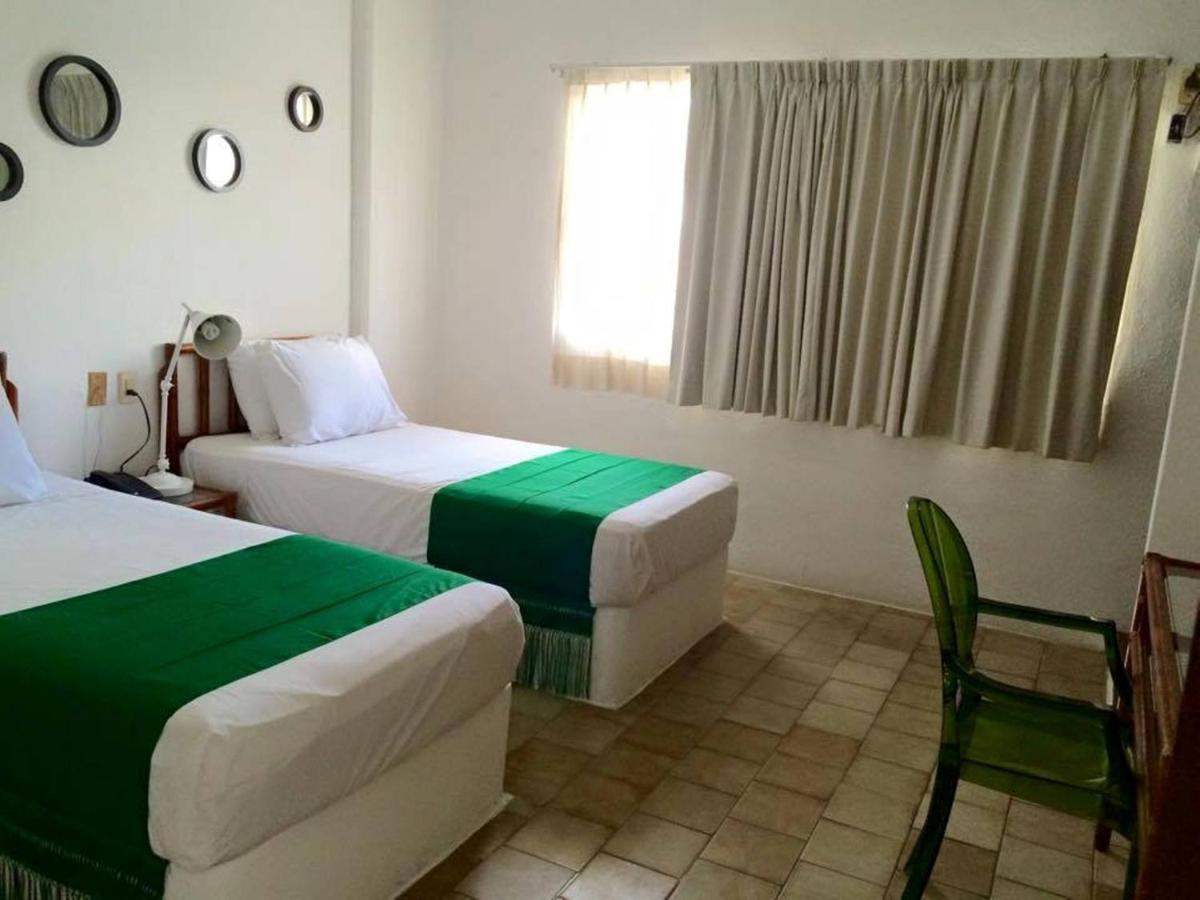 Emperador Vallarta Beachfront Hotel And Suites Puerto Vallarta Dış mekan fotoğraf