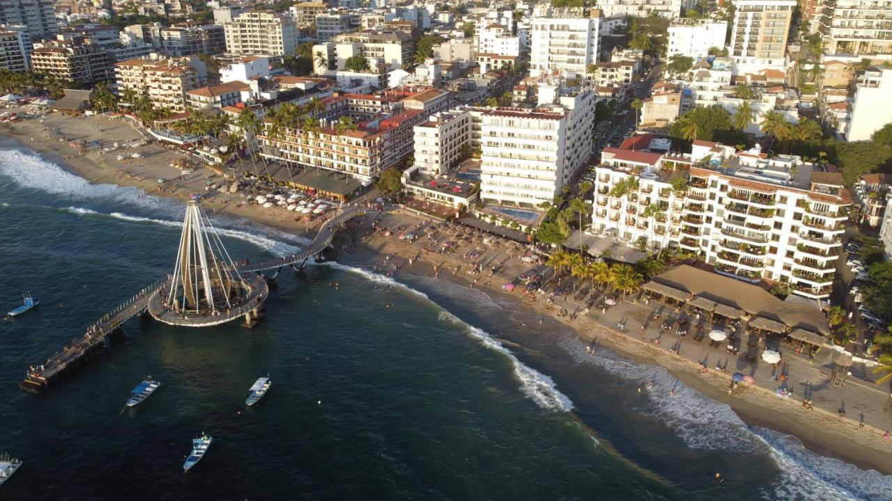 Emperador Vallarta Beachfront Hotel And Suites Puerto Vallarta Dış mekan fotoğraf