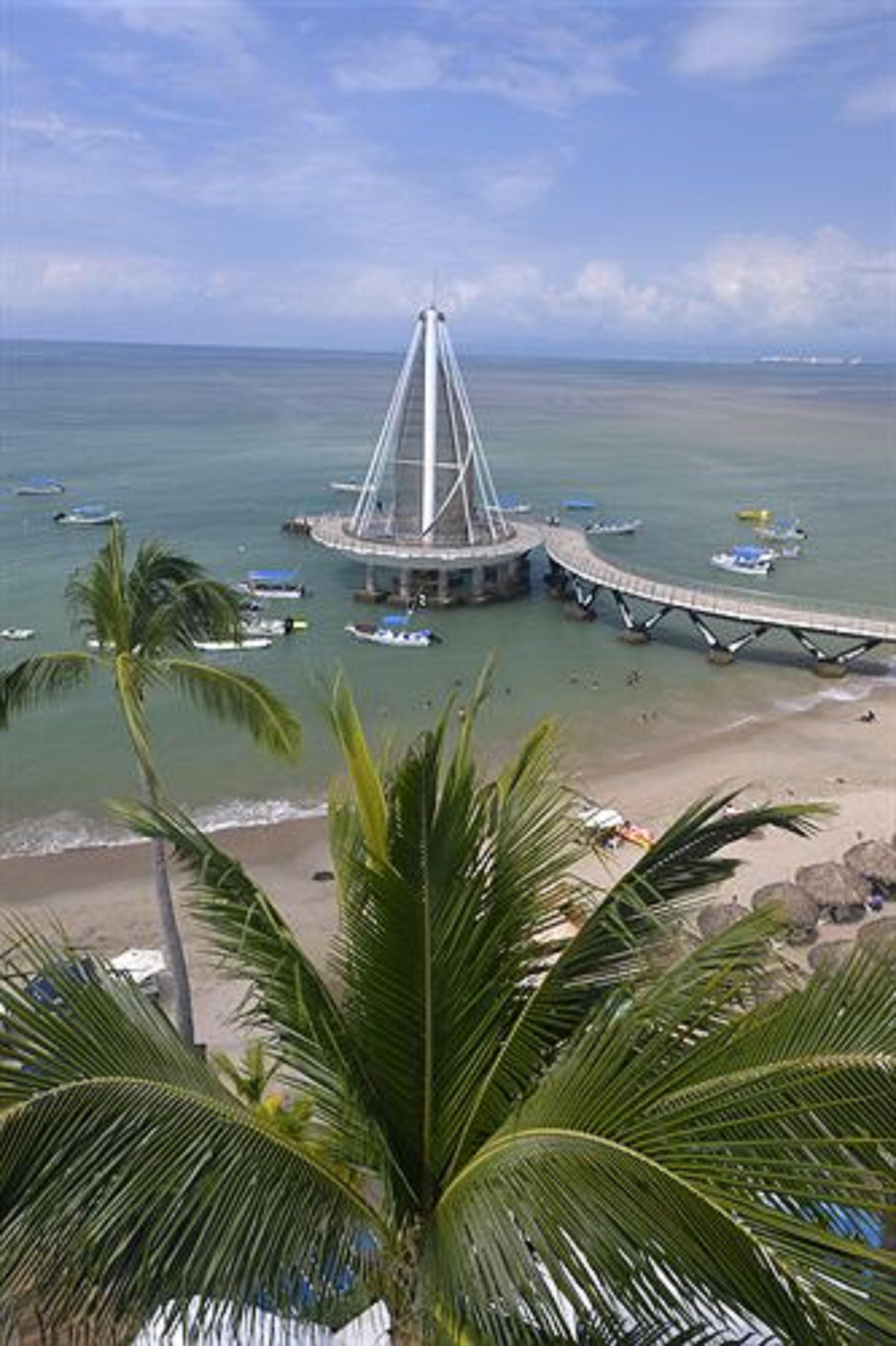 Emperador Vallarta Beachfront Hotel And Suites Puerto Vallarta Dış mekan fotoğraf