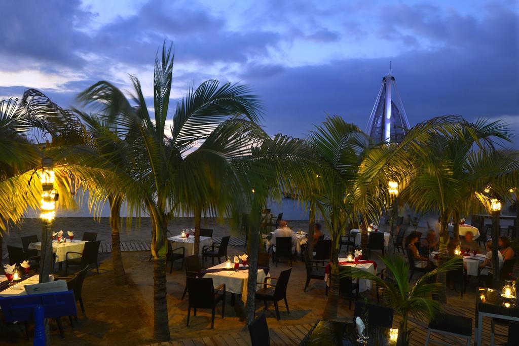 Emperador Vallarta Beachfront Hotel And Suites Puerto Vallarta Dış mekan fotoğraf